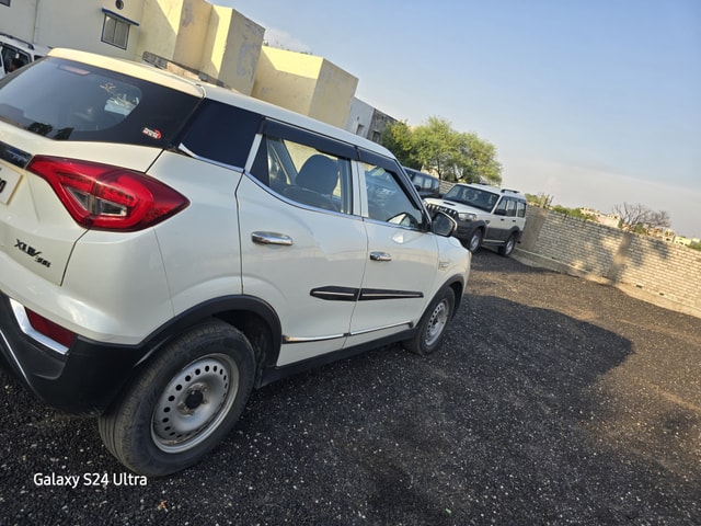View Mahindra XUV300 Image 10 Used Mahindra XUV300 Image 10