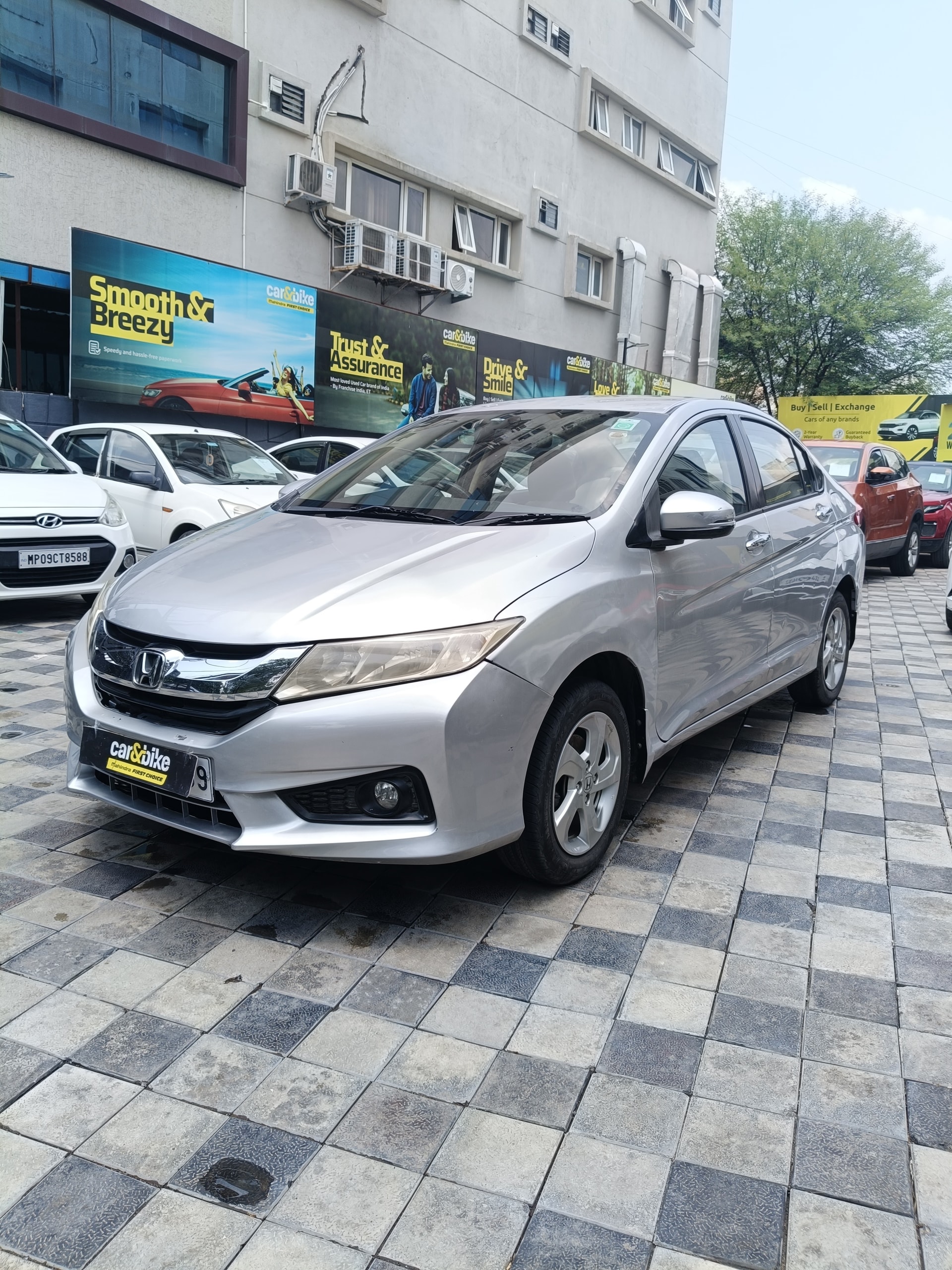 View 2016 Honda City V MT Petrol BS IV Image 1 Used 2016 Honda City V MT Petrol BS IV Image 1