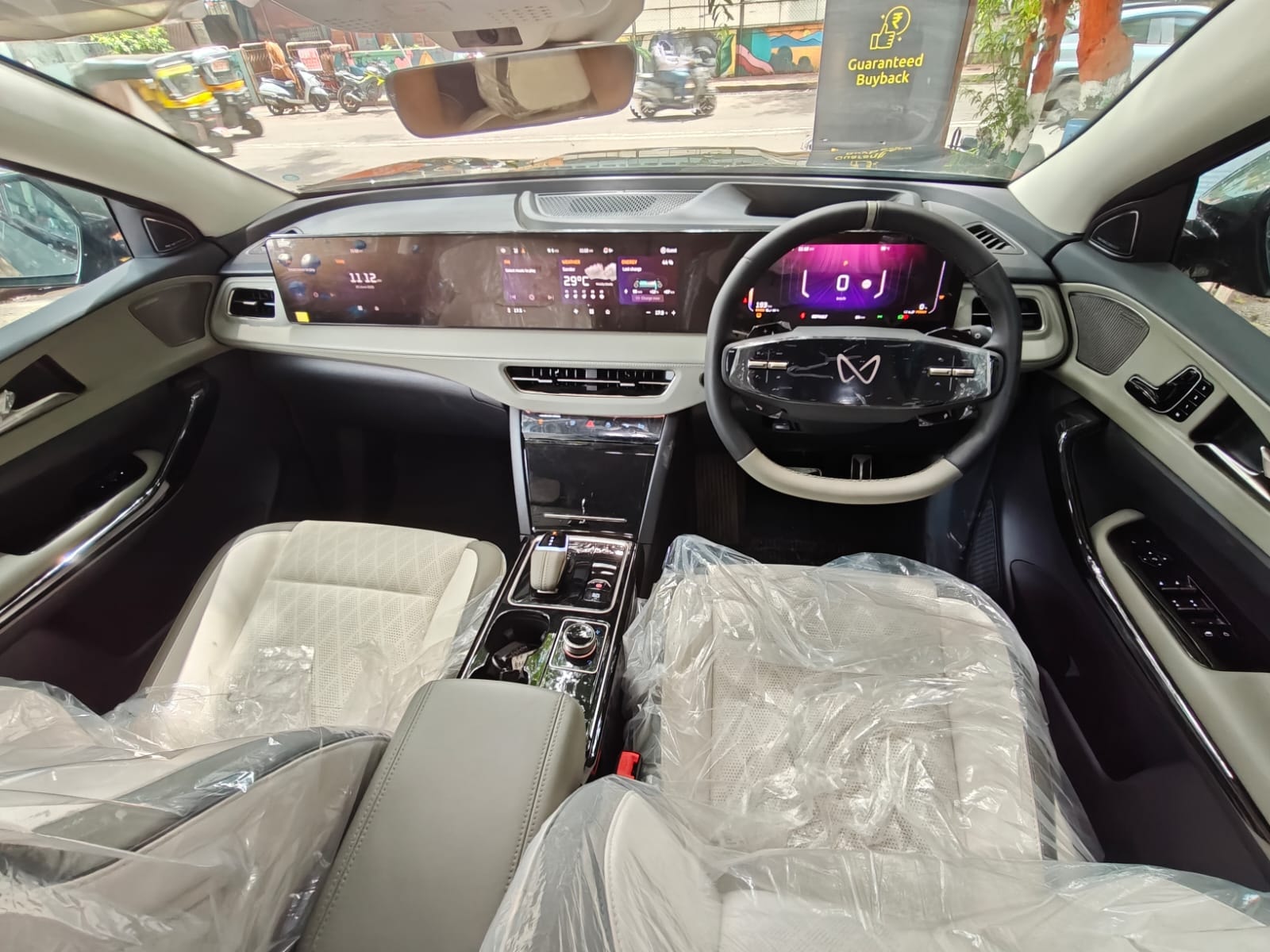 Used 2025 Mahindra XEV 9e Used 2025 Mahindra XEV 9e