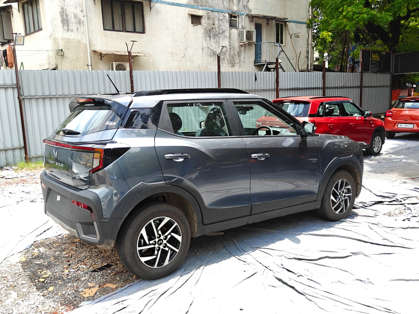 View 2025 Mahindra XUV 3XO AX5L 1.2 TGDi Image 13 Used 2025 Mahindra XUV 3XO AX5L 1.2 TGDi Image 13
