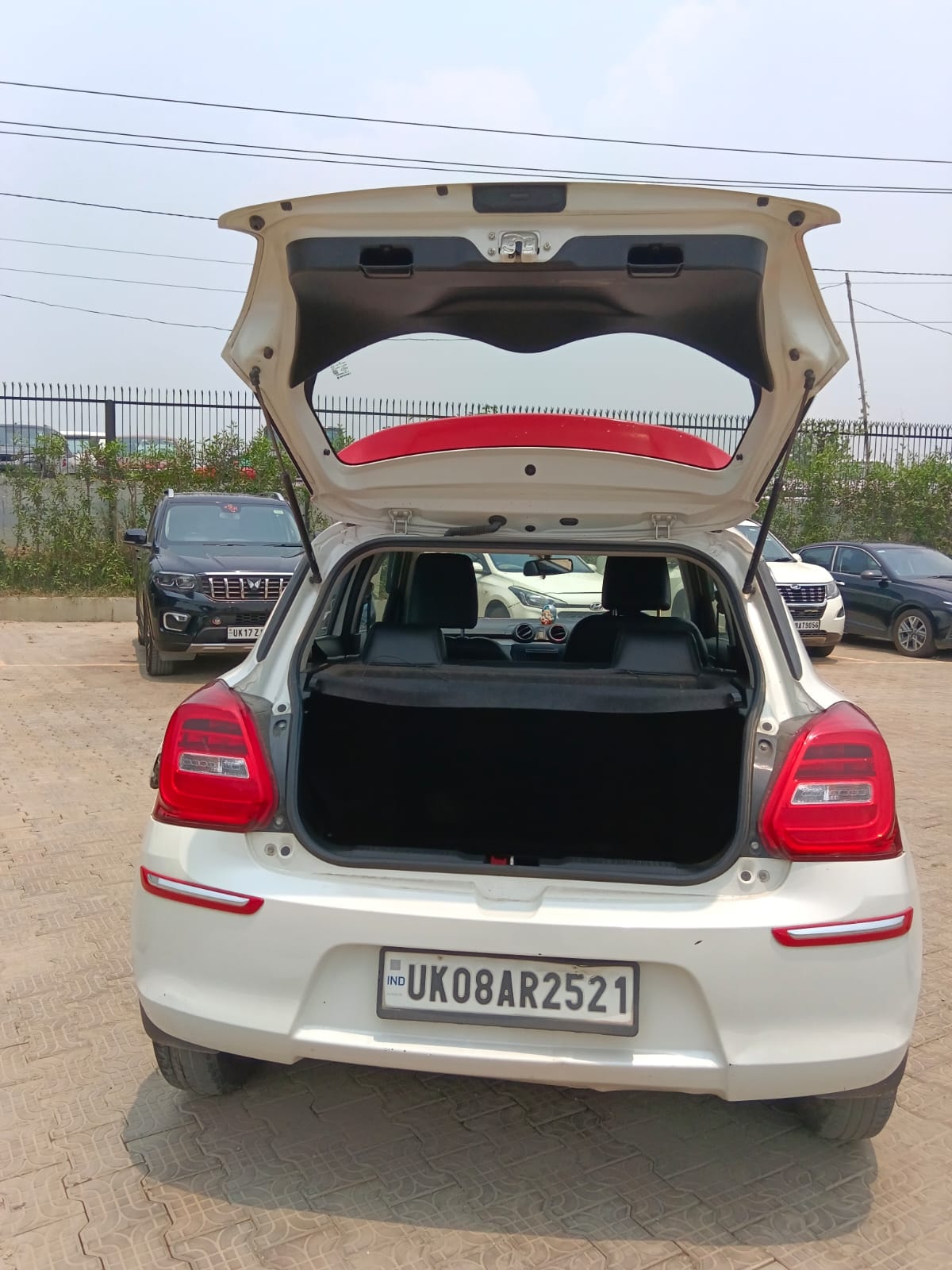View 2018 Maruti Suzuki Swift VXI BS IV Image 10 Used 2018 Maruti Suzuki Swift VXI BS IV Image 10