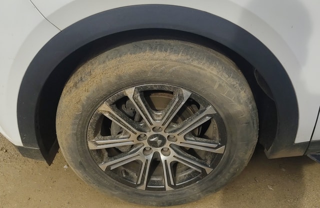 View Mahindra XUV700 Image 15 Used Mahindra XUV700 Image 15