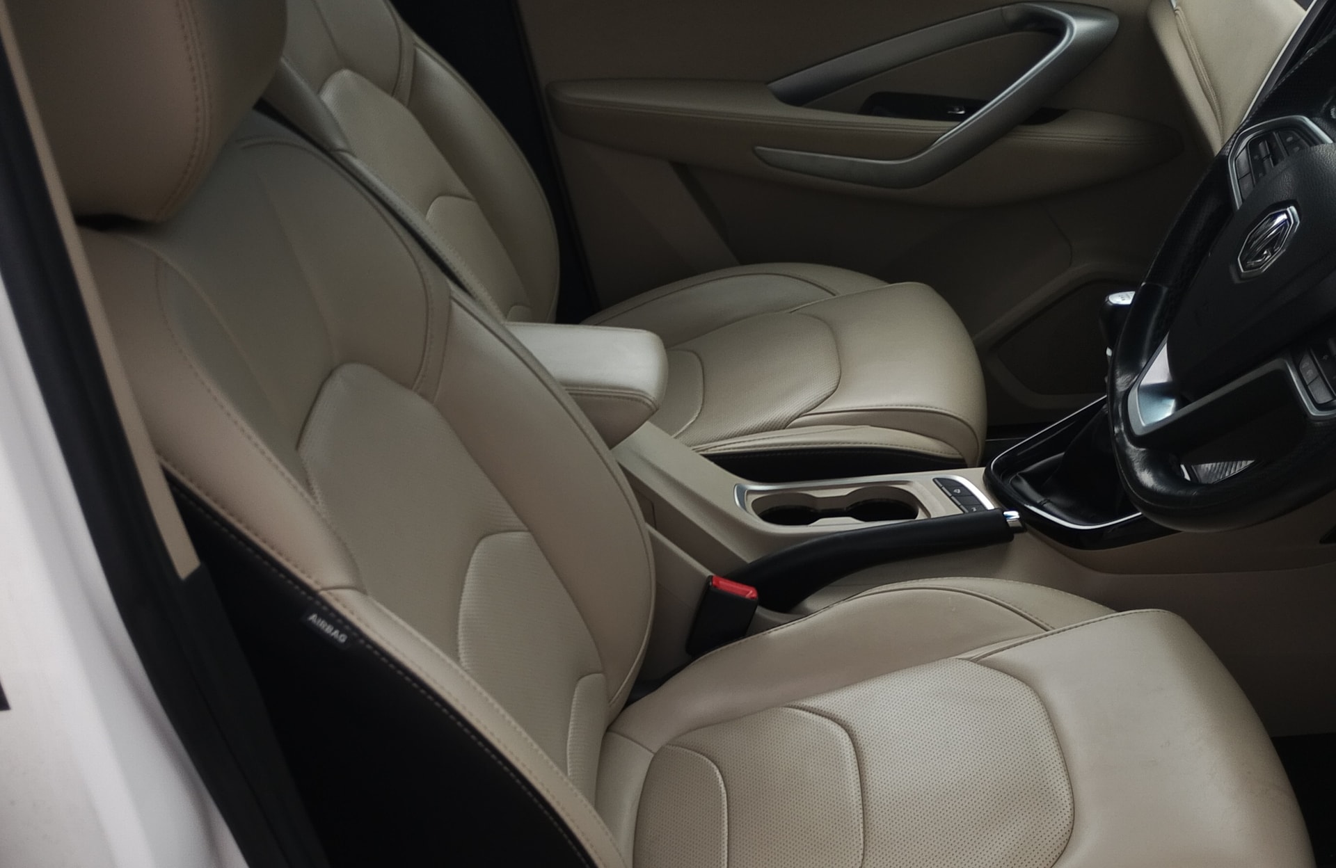 View 2021 MG Hector Sharp Diesel BS IV Image 3 Used 2021 MG Hector Sharp Diesel BS IV Image 3