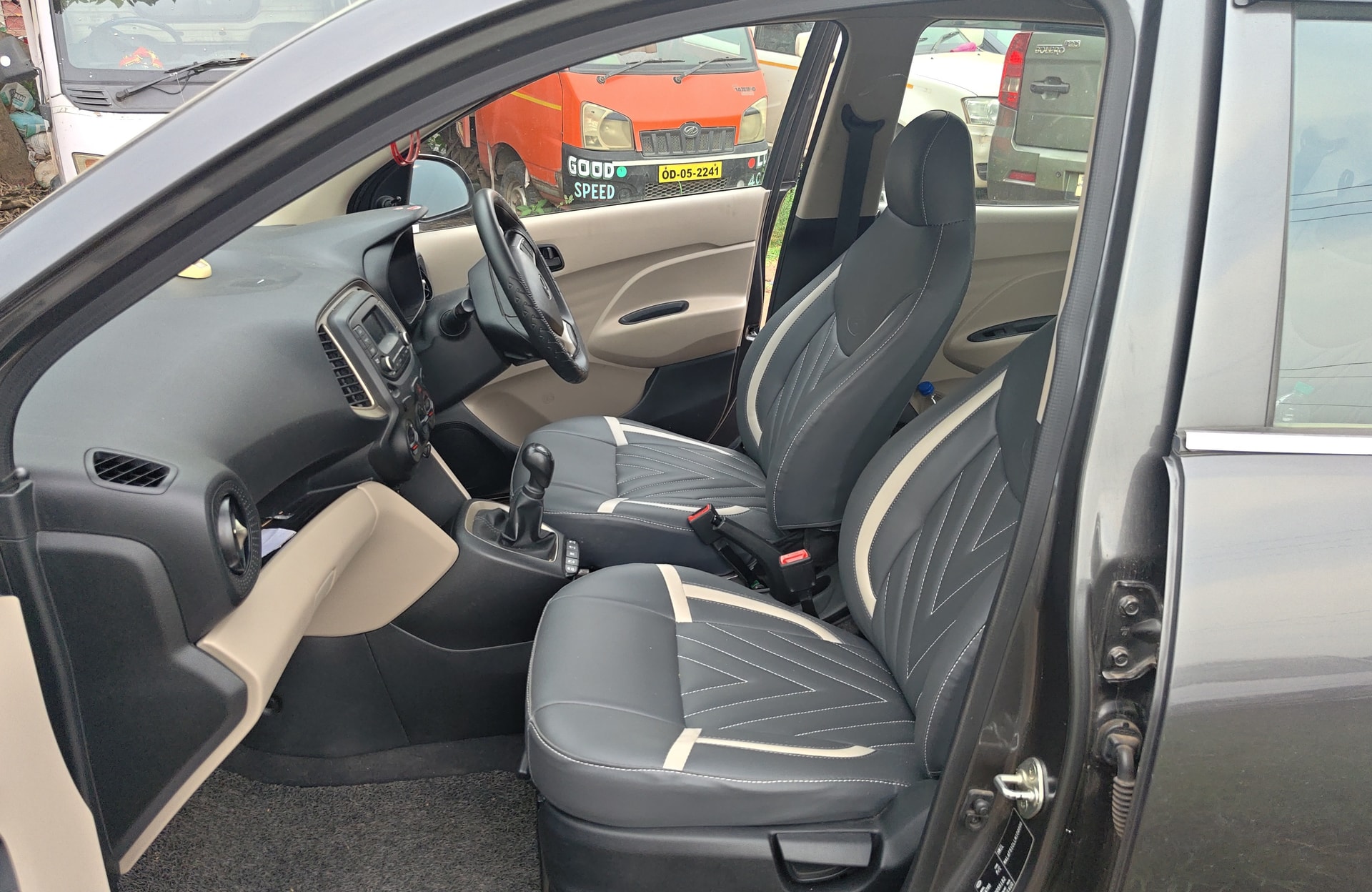 View 2020 Hyundai New Santro Magna Petrol Image 3 Used 2020 Hyundai New Santro Magna Petrol Image 3
