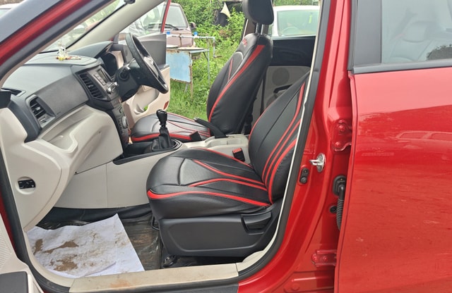 View Mahindra XUV300 Image 13 Used Mahindra XUV300 Image 13