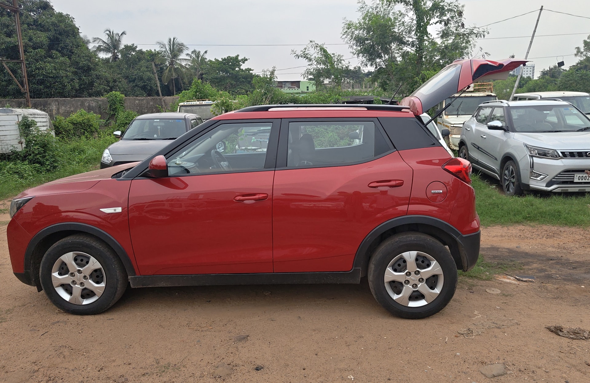 View 2022 Mahindra XUV300 W6 Diesel BS IV Image 16 Used 2022 Mahindra XUV300 W6 Diesel BS IV Image 16