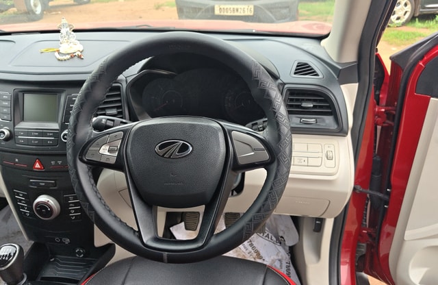 View Mahindra XUV300 Image 11 Used Mahindra XUV300 Image 11