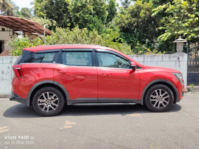 View Mahindra XUV700 Image 5 Used Mahindra XUV700 Image 5