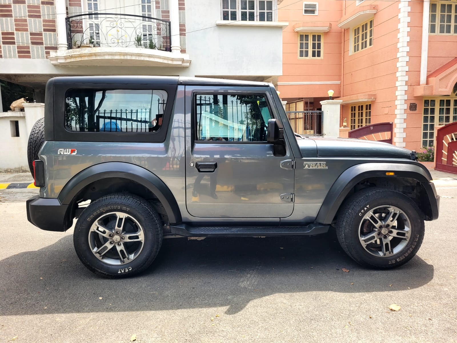 View 2023 Mahindra Thar LX RWD Automatic 4 Seater Hard Top Image 8 Used 2023 Mahindra Thar LX RWD Automatic 4 Seater Hard Top Image 8
