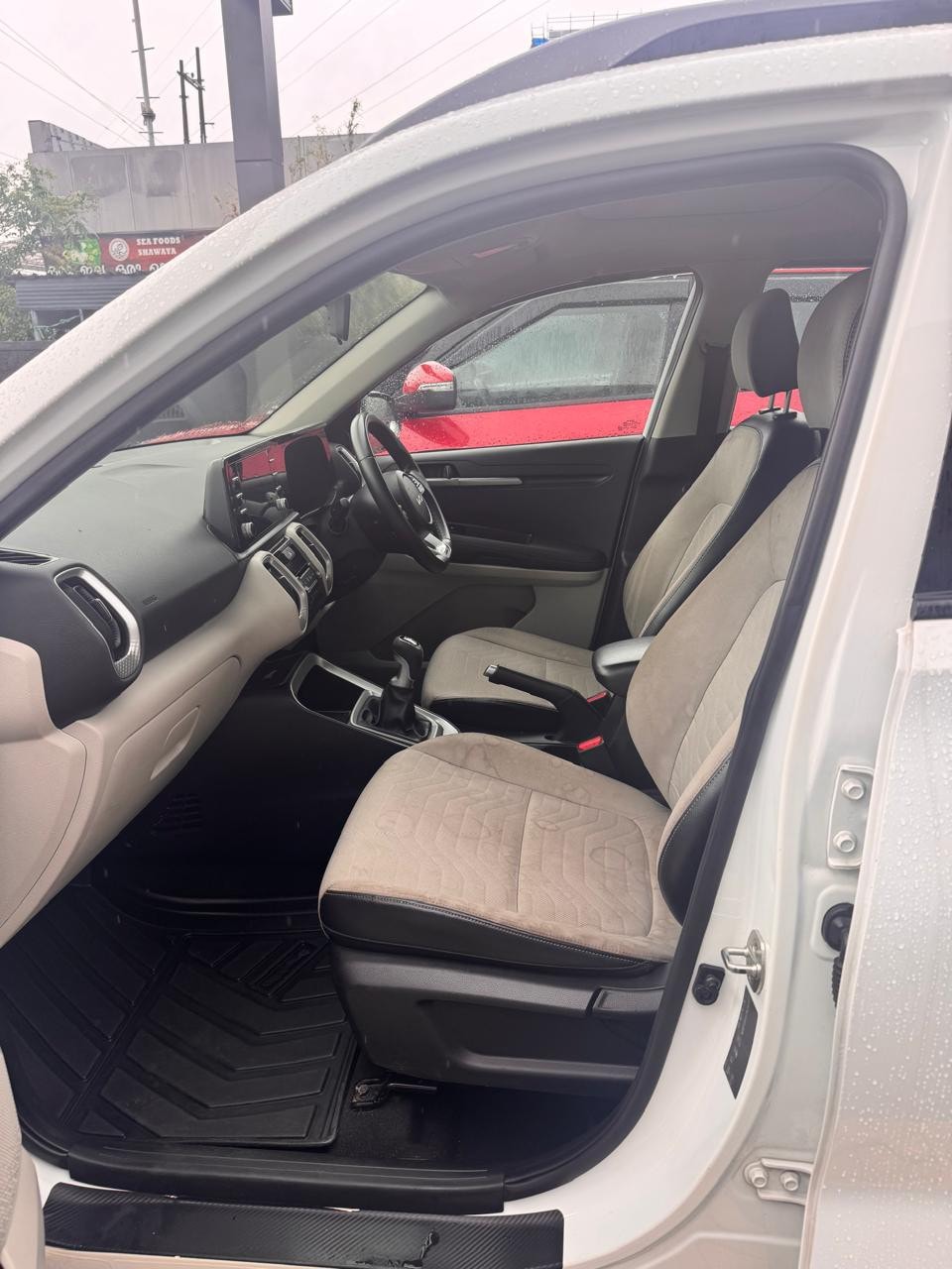 Used 2023 Kia Sonet Used 2023 Kia Sonet