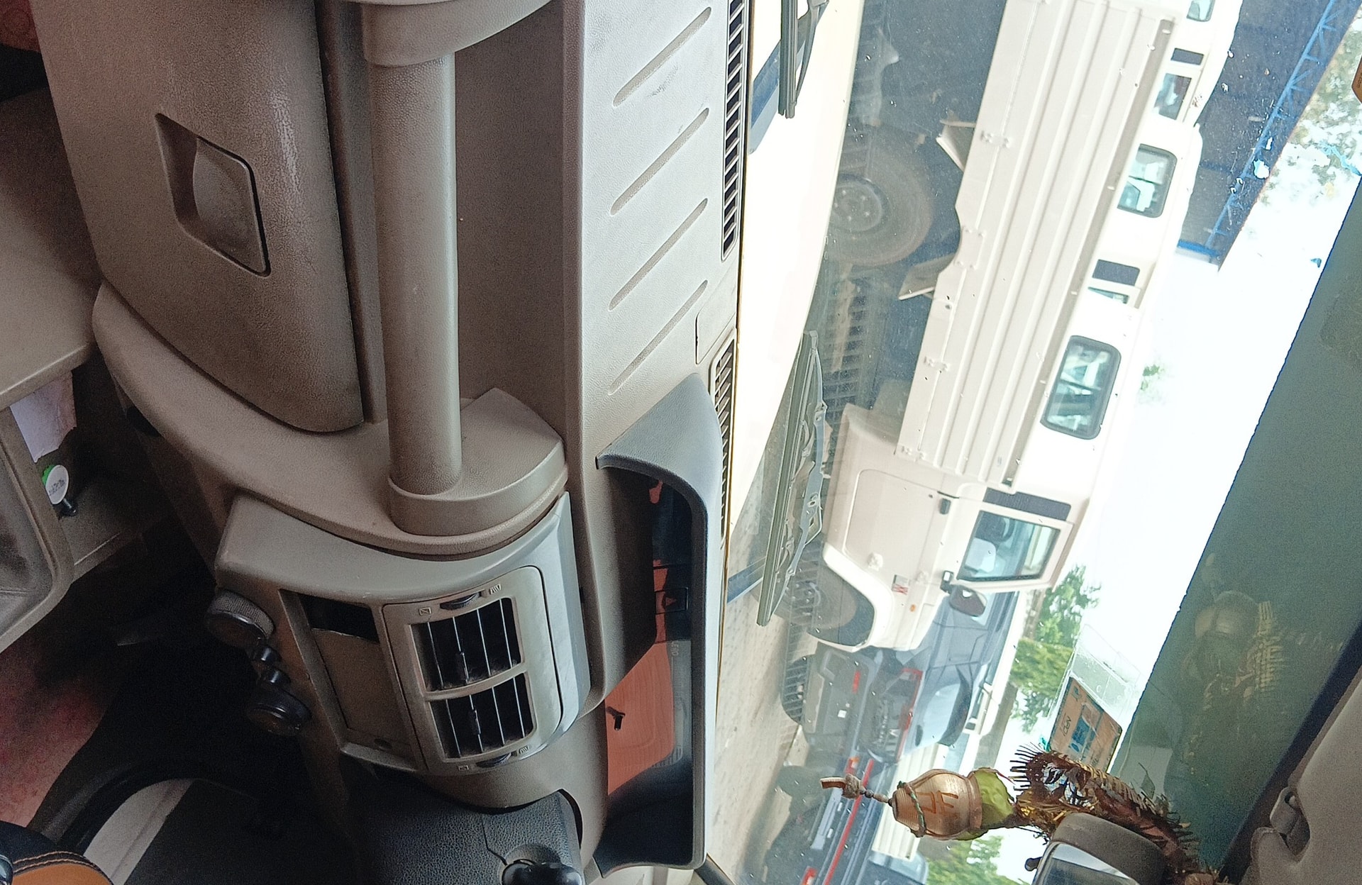 View 2019 Mahindra Bolero Power Plus SLE BS4 Image 9 Used 2019 Mahindra Bolero Power Plus SLE BS4 Image 9