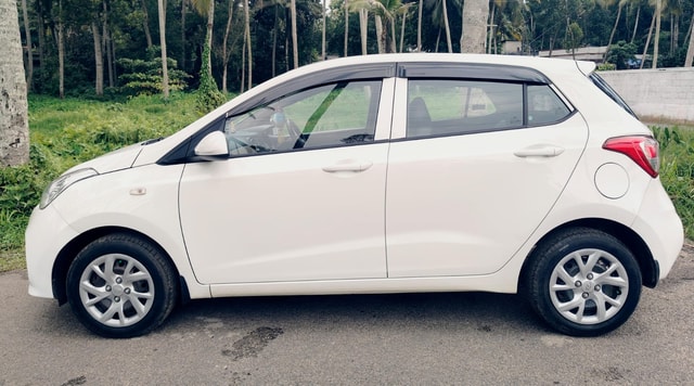 View Hyundai Grand i10 Image 6 Used Hyundai Grand i10 Image 6