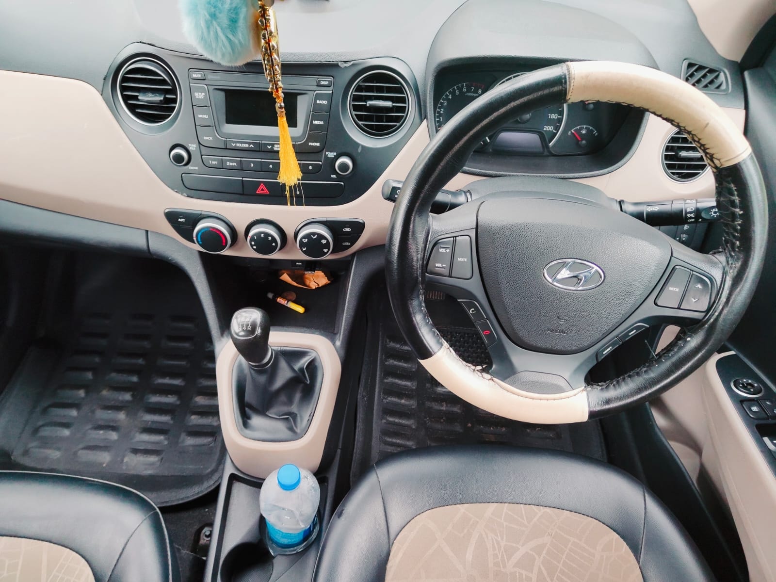 View 2018 Hyundai Grand i10 1.2 Magna Petrol BS IV Image 9 Used 2018 Hyundai Grand i10 1.2 Magna Petrol BS IV Image 9