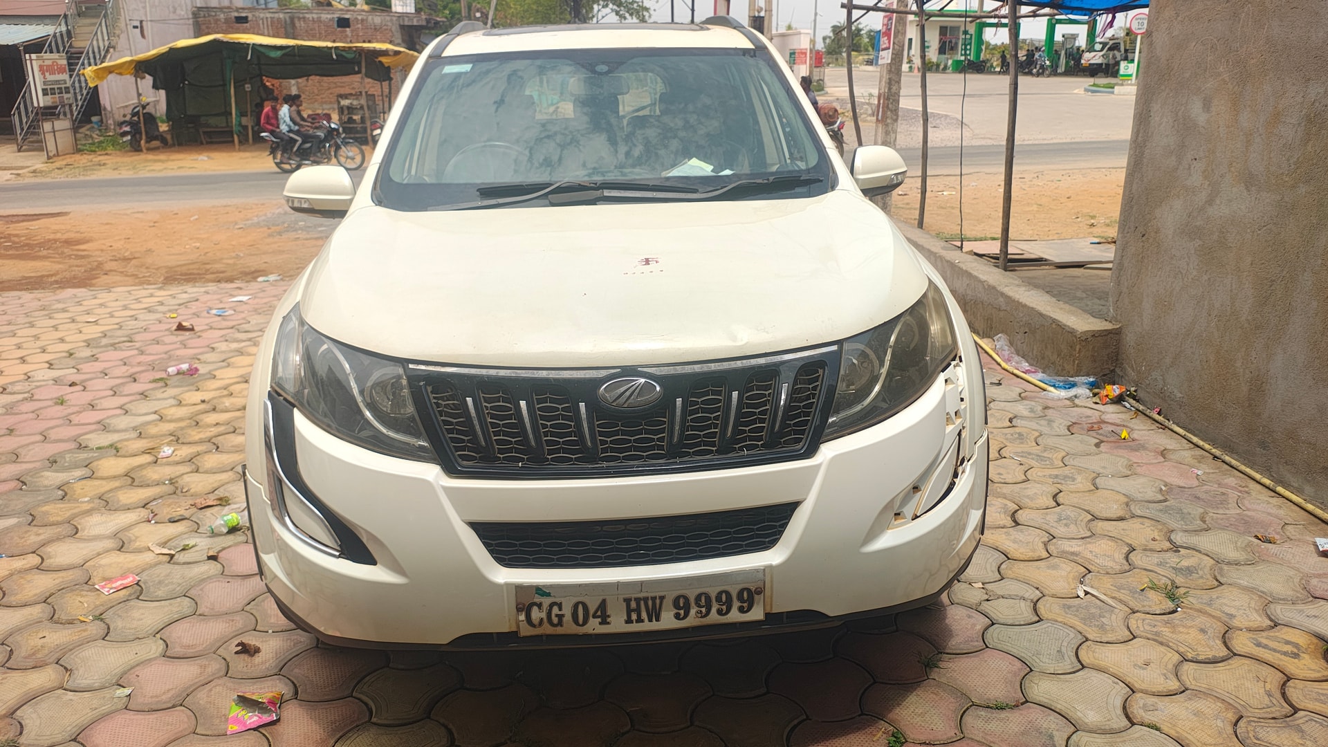 Used 2015 Mahindra XUV500 Used 2015 Mahindra XUV500