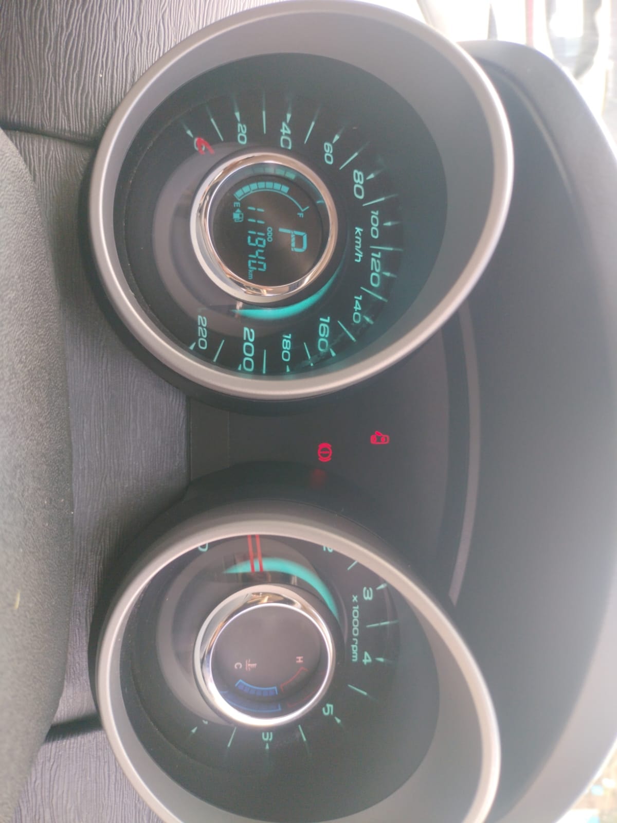 Used 2018 Mahindra XUV500 Used 2018 Mahindra XUV500