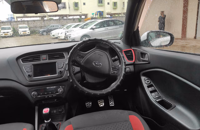 View Hyundai i20 Active Image 11 Used Hyundai i20 Active Image 11