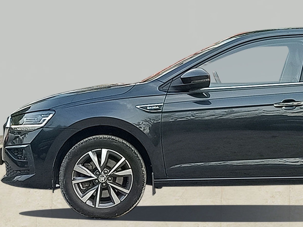 View 2023 Skoda Slavia Style 1.5 TSI DSG Image 8 Used 2023 Skoda Slavia Style 1.5 TSI DSG Image 8