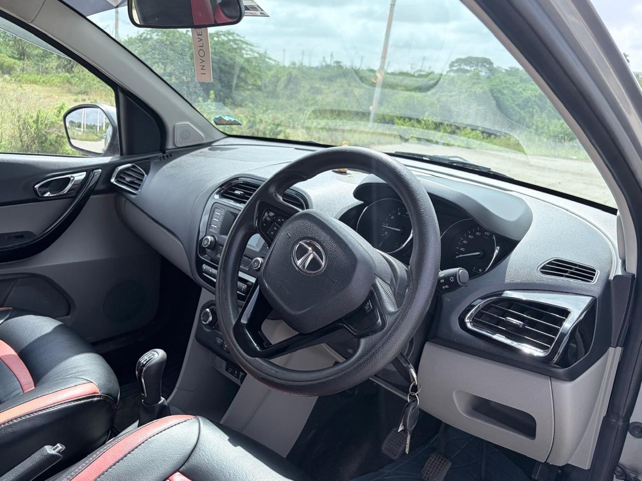 Used 2018 Tata Tiago NRG Used 2018 Tata Tiago NRG