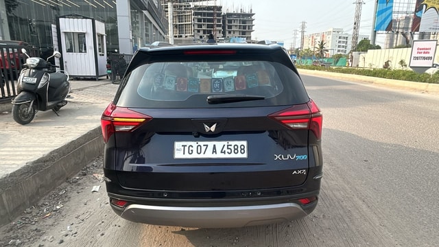 View Mahindra XUV700 Image 3 Used Mahindra XUV700 Image 3