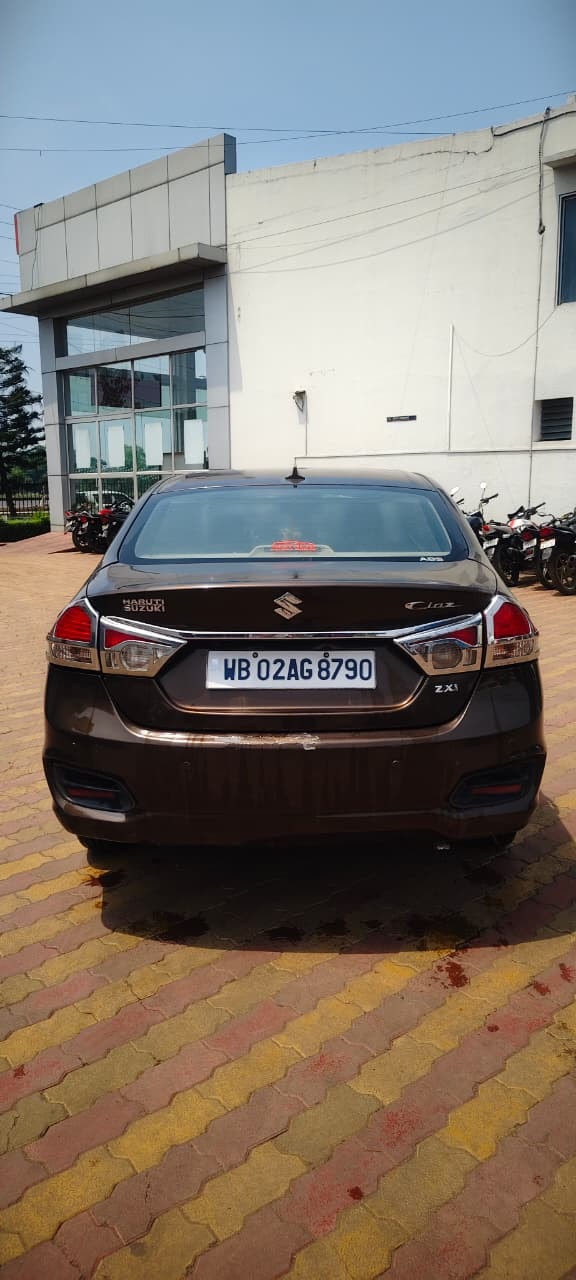 View 2015 Maruti Suzuki Ciaz ZXI Image 3 Used 2015 Maruti Suzuki Ciaz ZXI Image 3