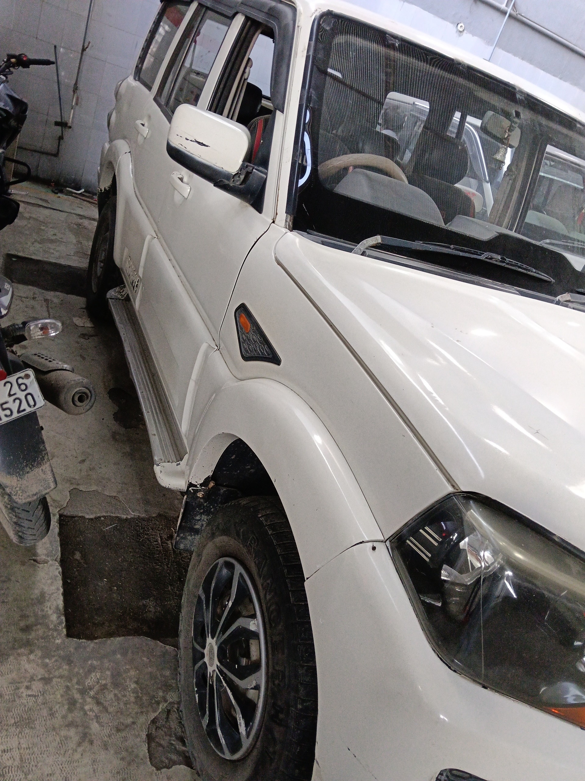 View 2015 Mahindra Scorpio S2 2WD Image 7 Used 2015 Mahindra Scorpio S2 2WD Image 7