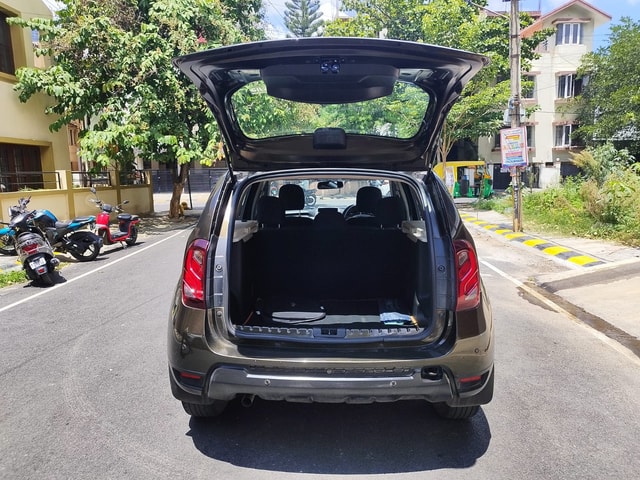 View Renault Duster Image 17 Used Renault Duster Image 17