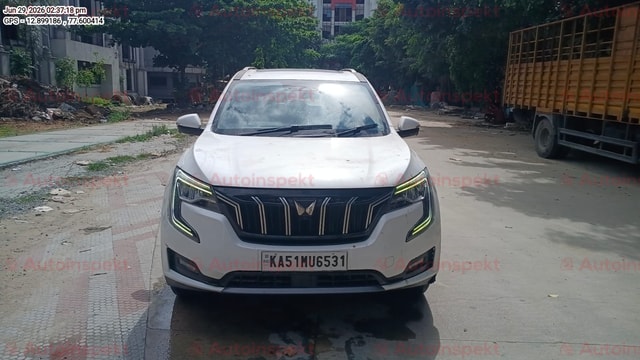 View Mahindra XUV700 Image 1 Used Mahindra XUV700 Image 1