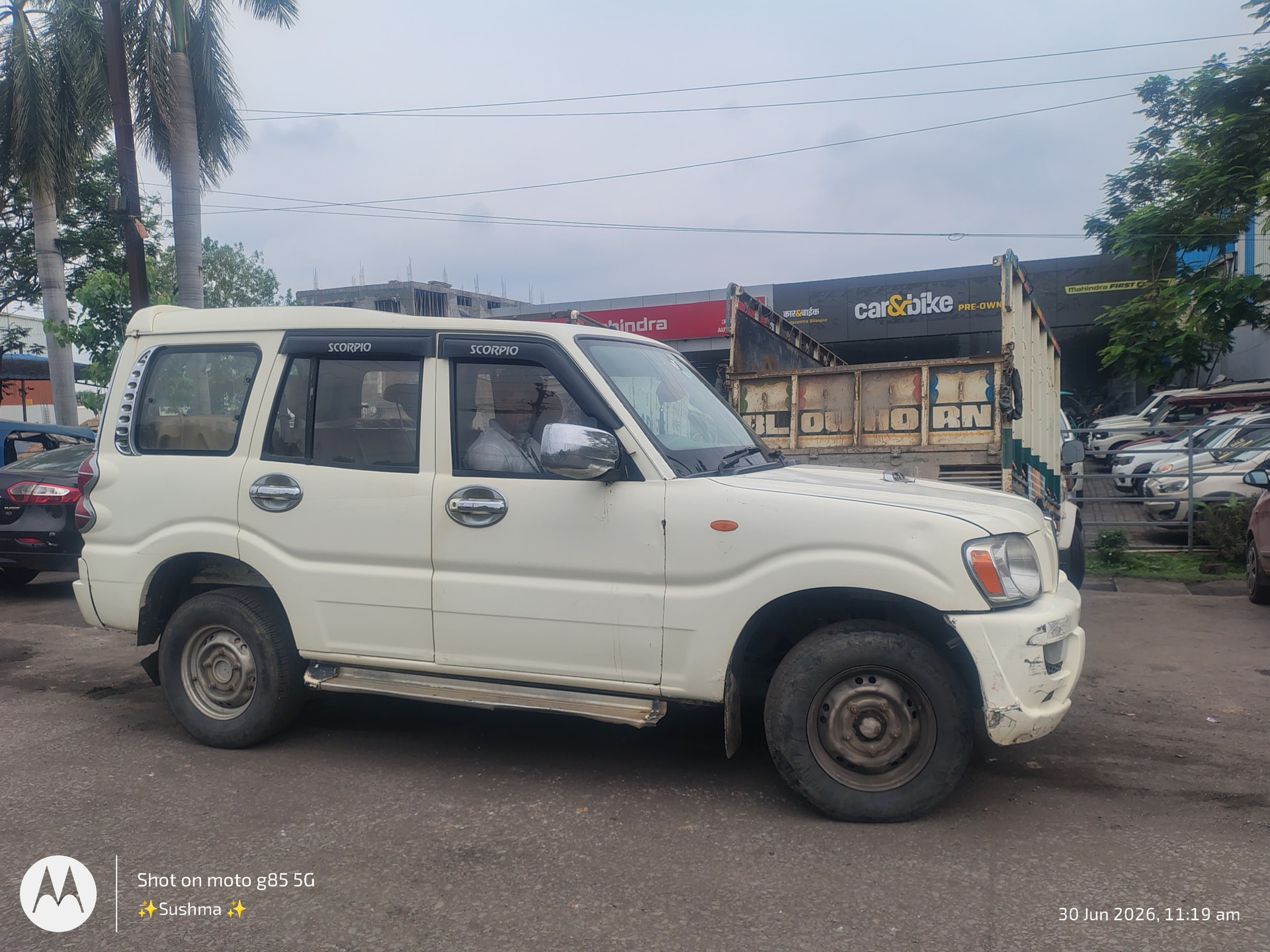 View 2011 Mahindra Scorpio SLE BS 3 Image 8 Used 2011 Mahindra Scorpio SLE BS 3 Image 8