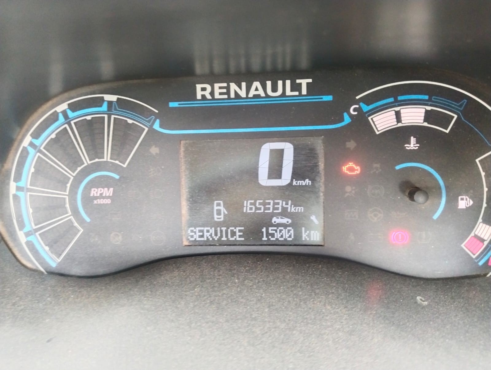 View 2019 Renault Triber RXT Image 6 Used 2019 Renault Triber RXT Image 6