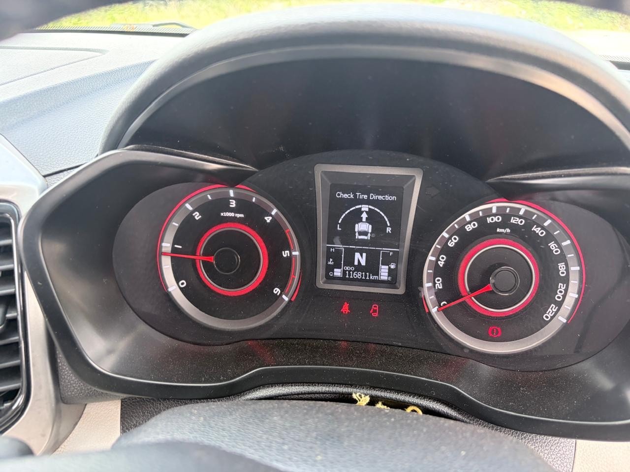 Used 2021 Mahindra XUV300 Used 2021 Mahindra XUV300
