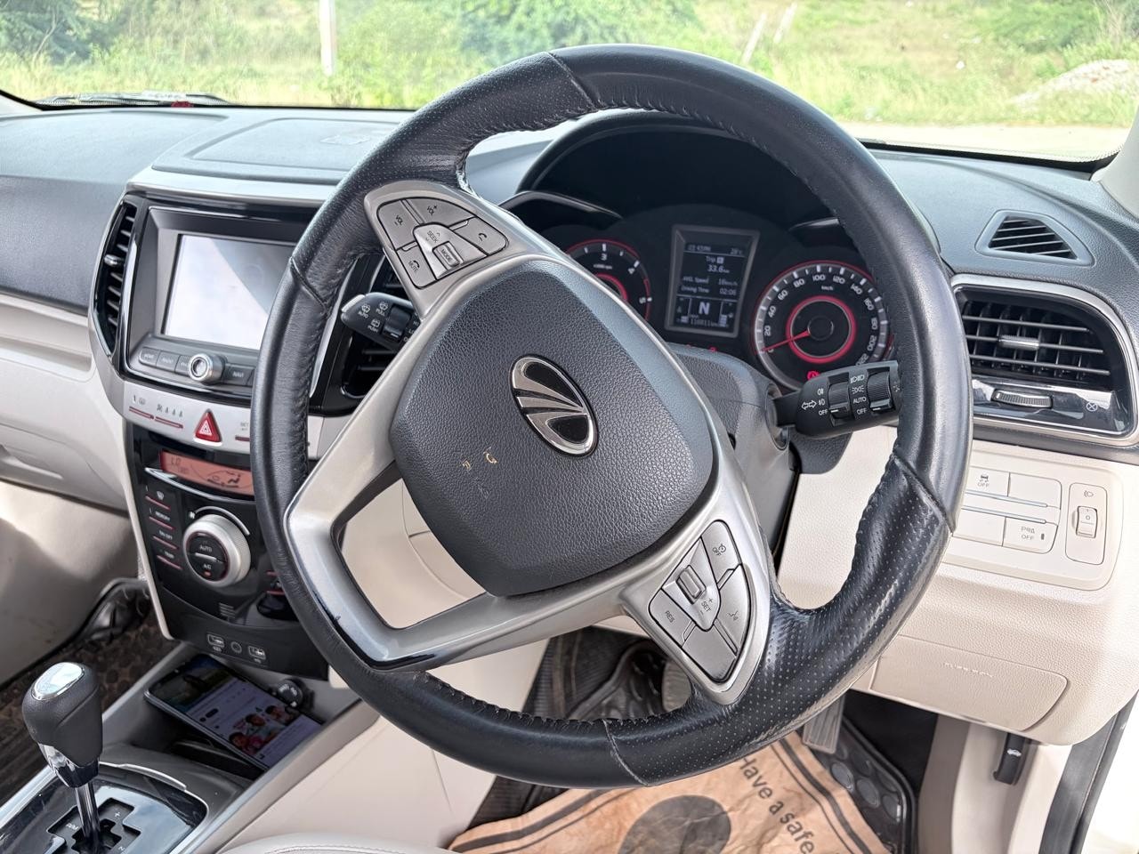 Used 2021 Mahindra XUV300 Used 2021 Mahindra XUV300