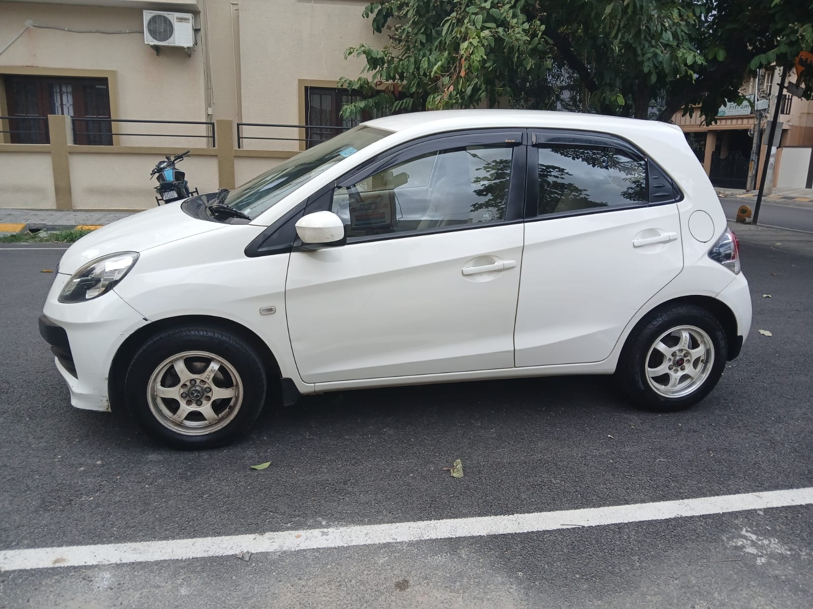 View 2013 Honda Brio S MT Petrol Image 6 Used 2013 Honda Brio S MT Petrol Image 6