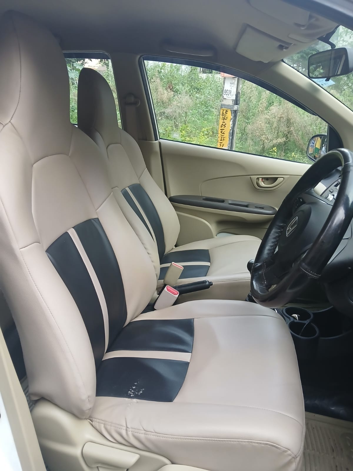 View 2013 Honda Brio S MT Petrol Image 5 Used 2013 Honda Brio S MT Petrol Image 5