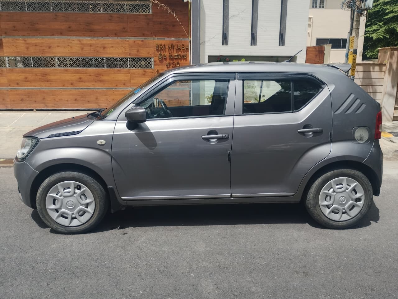Used 2017 Maruti Suzuki Ignis Used 2017 Maruti Suzuki Ignis