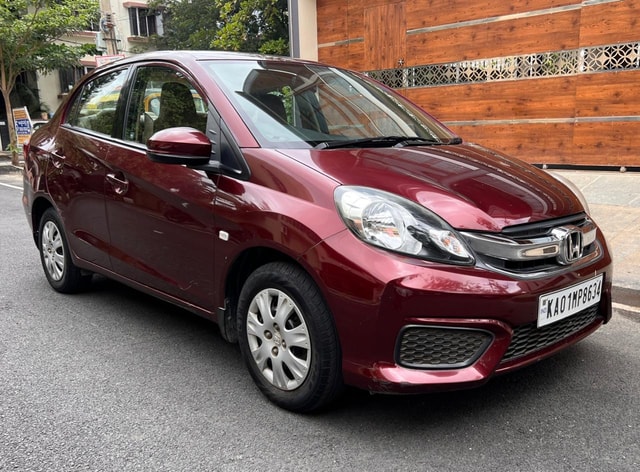 View Honda Amaze Image 12 Used Honda Amaze Image 12