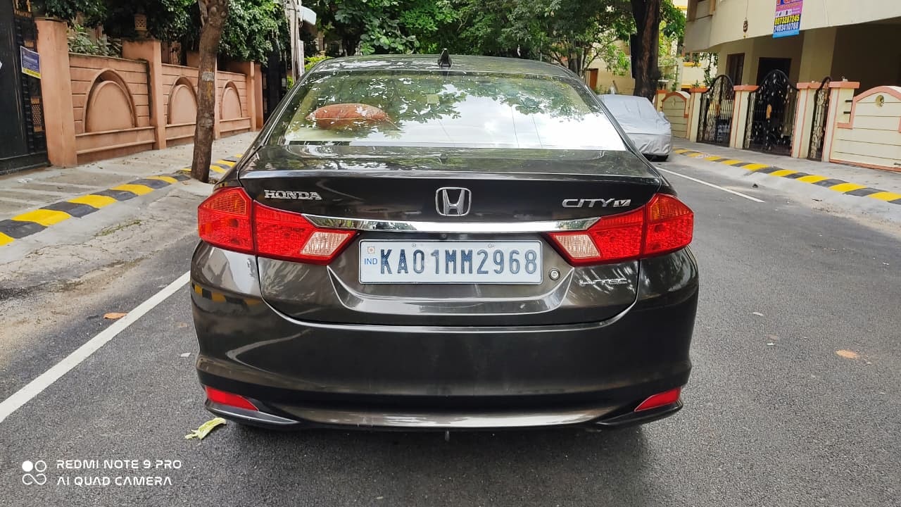 View 2015 Honda City V MT Petrol BS IV Image 4 Used 2015 Honda City V MT Petrol BS IV Image 4