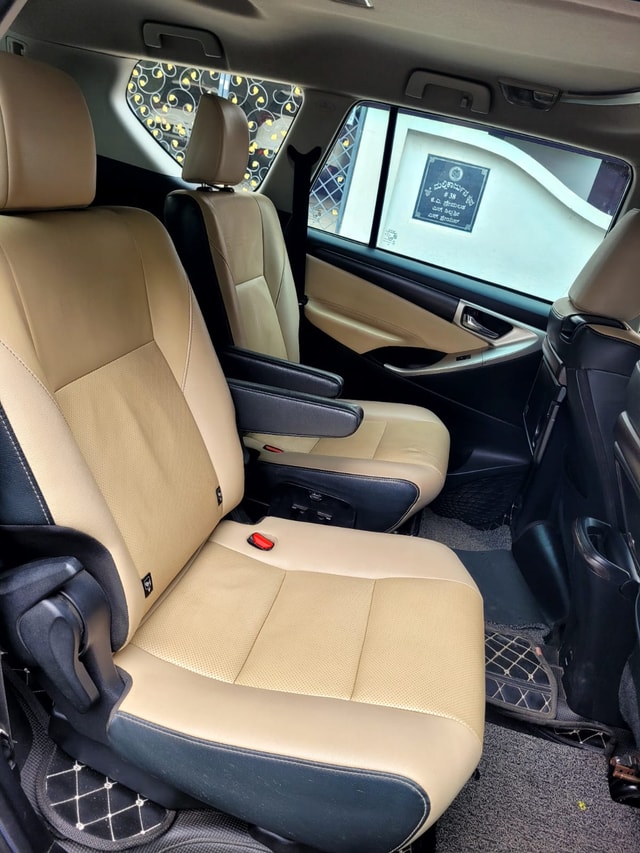 View Toyota Innova Crysta Image 5 Used Toyota Innova Crysta Image 5