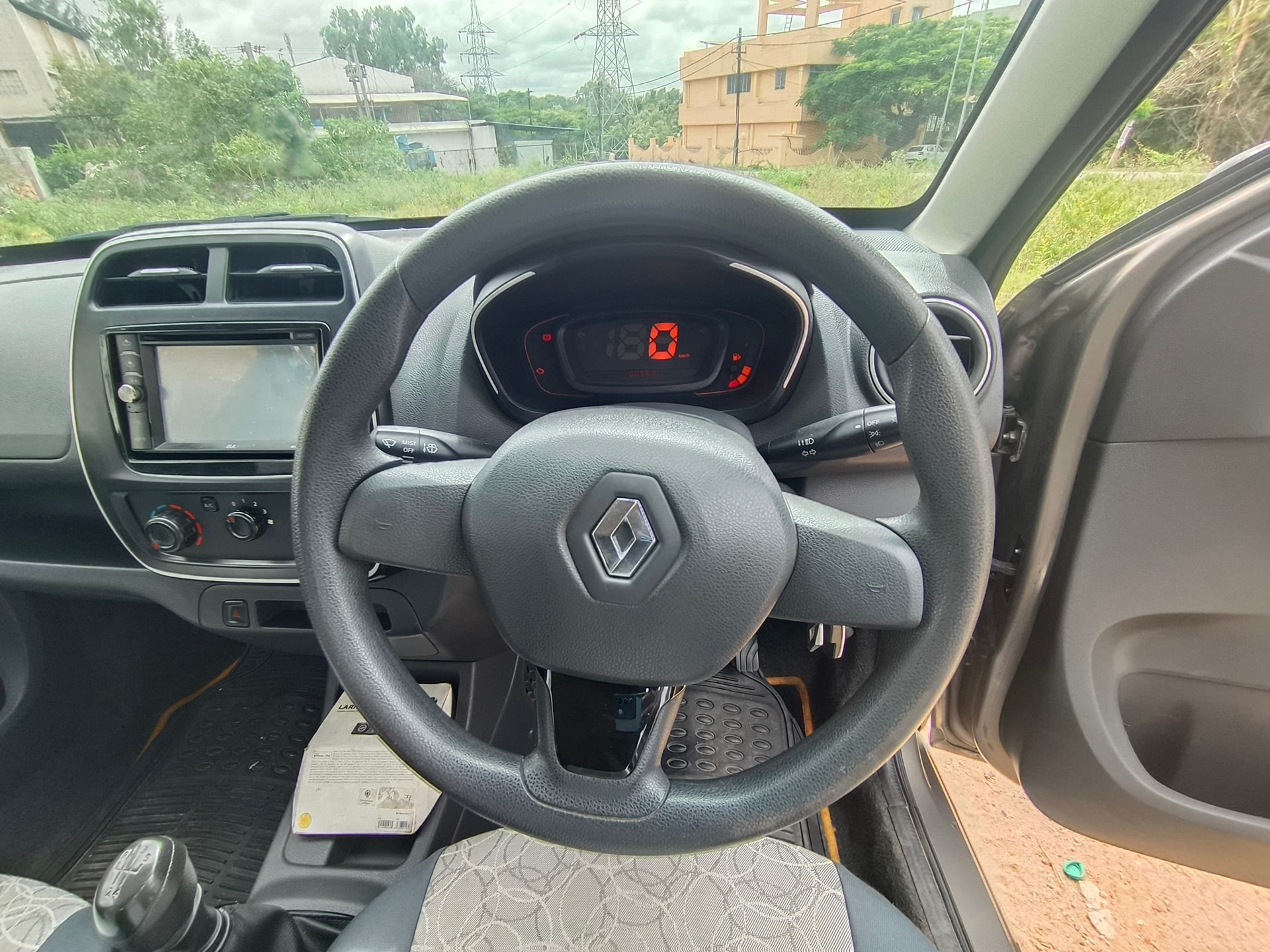 Used 2016 Renault Kwid Used 2016 Renault Kwid