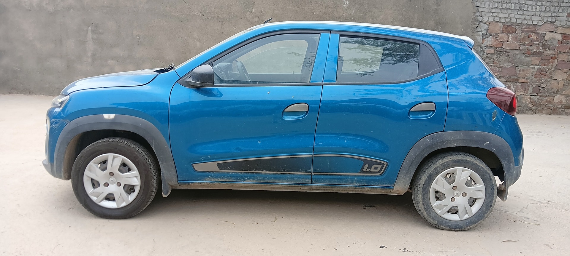 View 2020 Renault Kwid RXL Image 16 Used 2020 Renault Kwid RXL Image 16