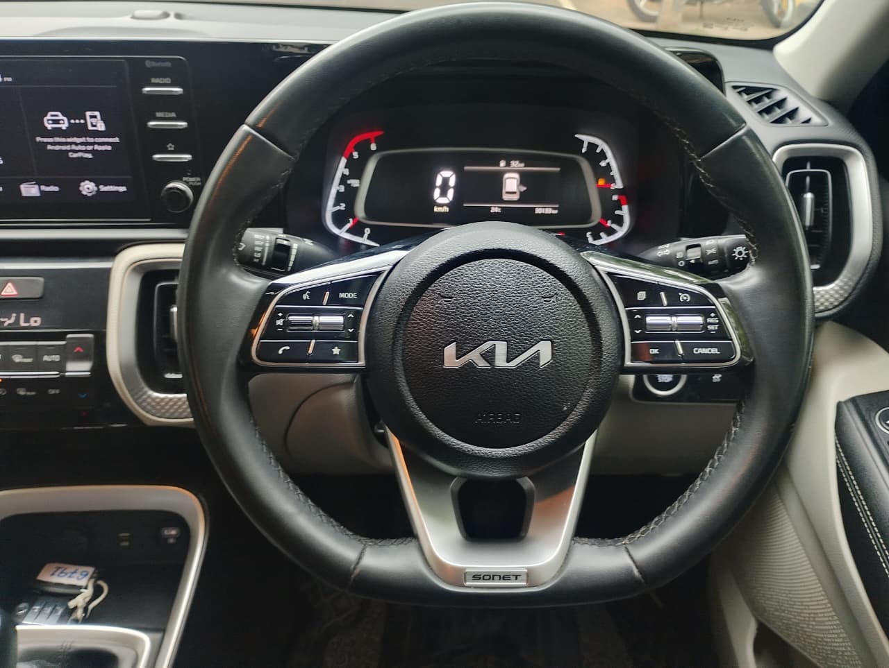 Used 2022 Kia Sonet Used 2022 Kia Sonet
