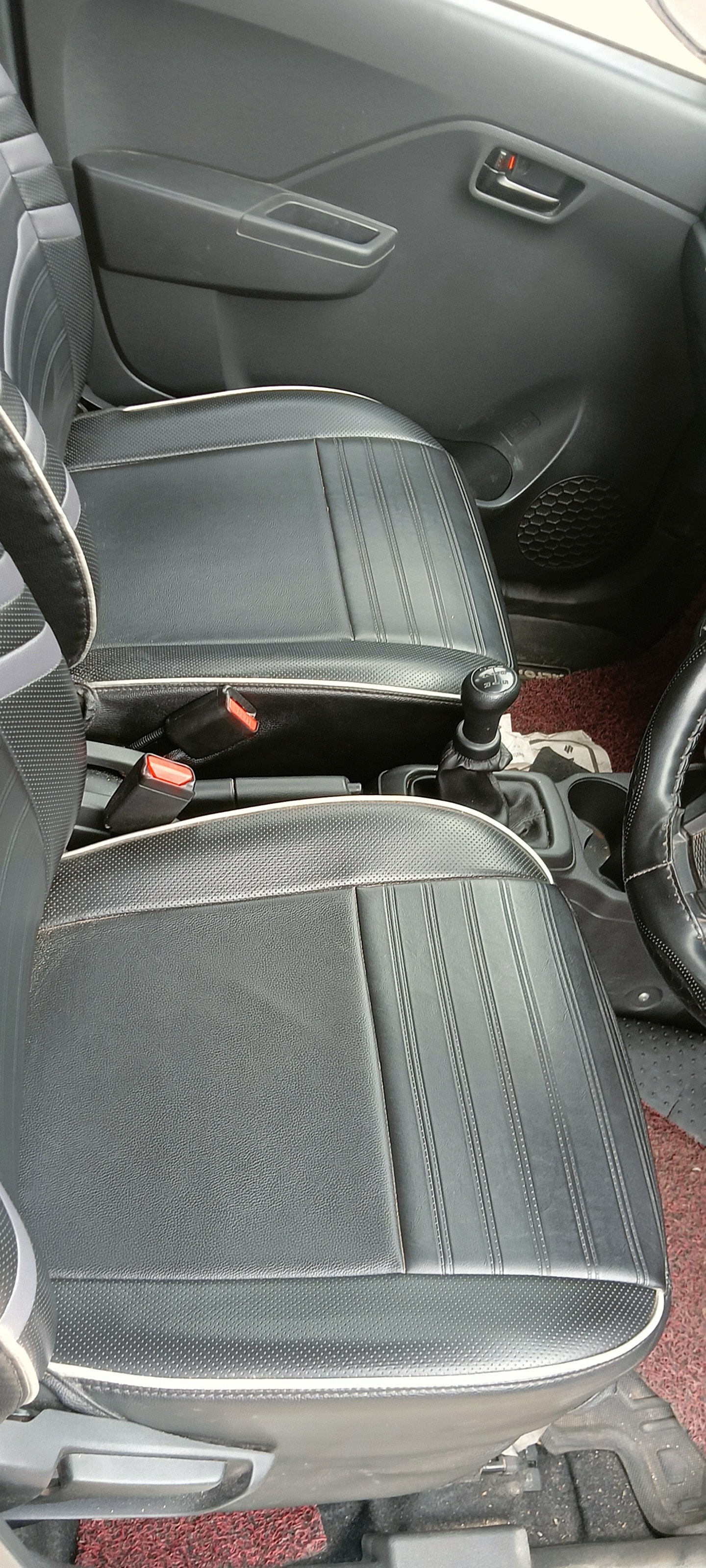 View 2022 Maruti Suzuki Alto K10 VXI Image 3 Used 2022 Maruti Suzuki Alto K10 VXI Image 3