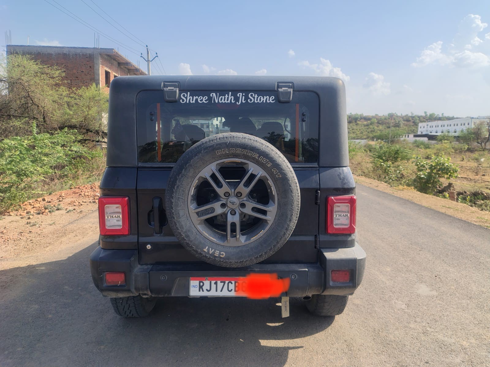 View 2022 Mahindra Thar LX Manual 4 Seater Hard Top Diesel Image 3 Used 2022 Mahindra Thar LX Manual 4 Seater Hard Top Diesel Image 3