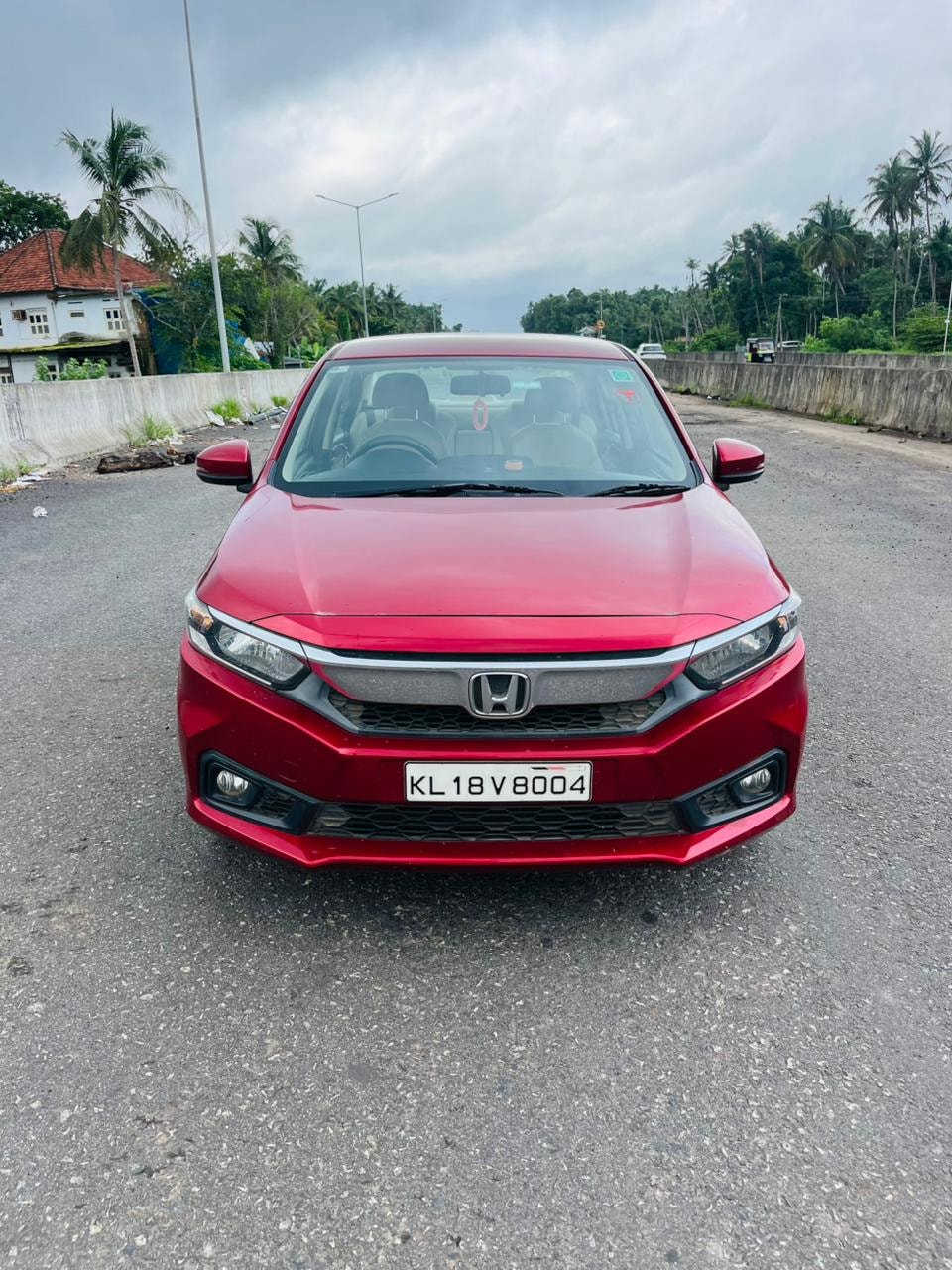 View 2018 Honda Amaze VX MT Petrol BS IV Image 2 Used 2018 Honda Amaze VX MT Petrol BS IV Image 2