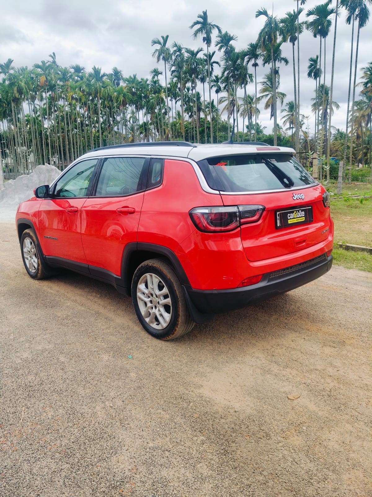 View 2017 Jeep Compass Limited 4X4 2.0 Diesel BS IV Image 10 Used 2017 Jeep Compass Limited 4X4 2.0 Diesel BS IV Image 10