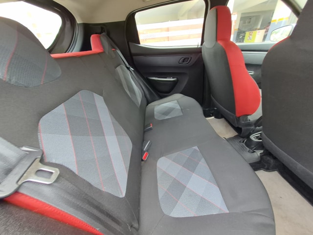 View Renault Kwid Image 10 Used Renault Kwid Image 10