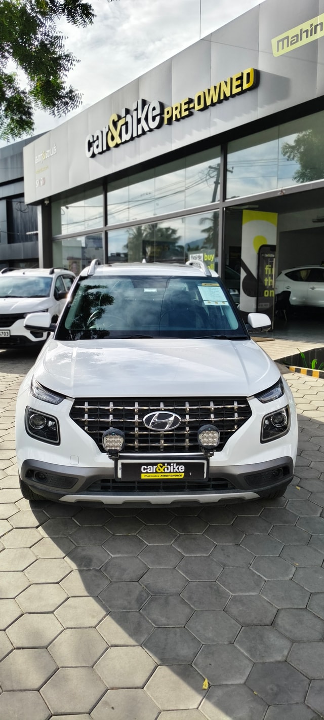 View Hyundai Venue Image 2 Used Hyundai Venue Image 2