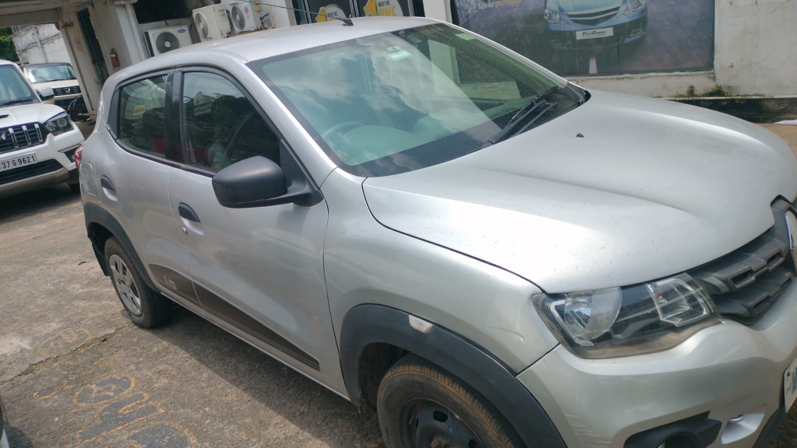View 2016 Renault Kwid RXT 1.0 BS IV Image 5 Used 2016 Renault Kwid RXT 1.0 BS IV Image 5