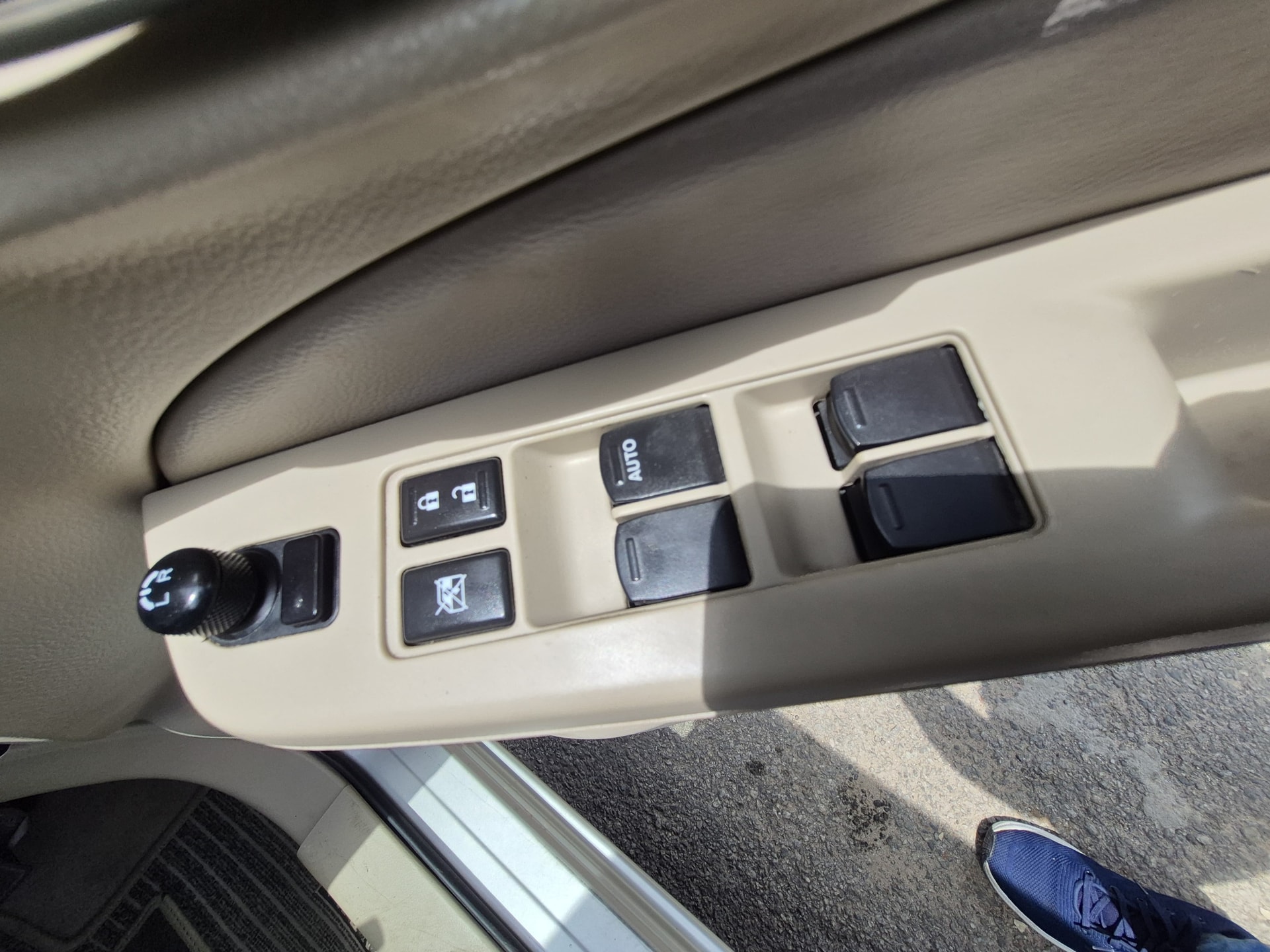 View 2017 Maruti Suzuki Ciaz Alpha Petrol BS IV Image 14 Used 2017 Maruti Suzuki Ciaz Alpha Petrol BS IV Image 14
