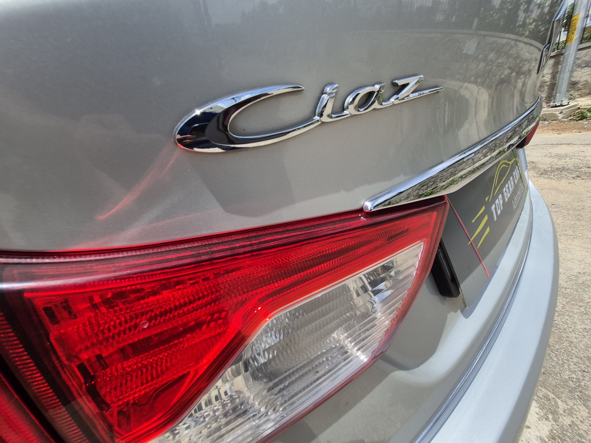 View 2017 Maruti Suzuki Ciaz Alpha Petrol BS IV Image 13 Used 2017 Maruti Suzuki Ciaz Alpha Petrol BS IV Image 13