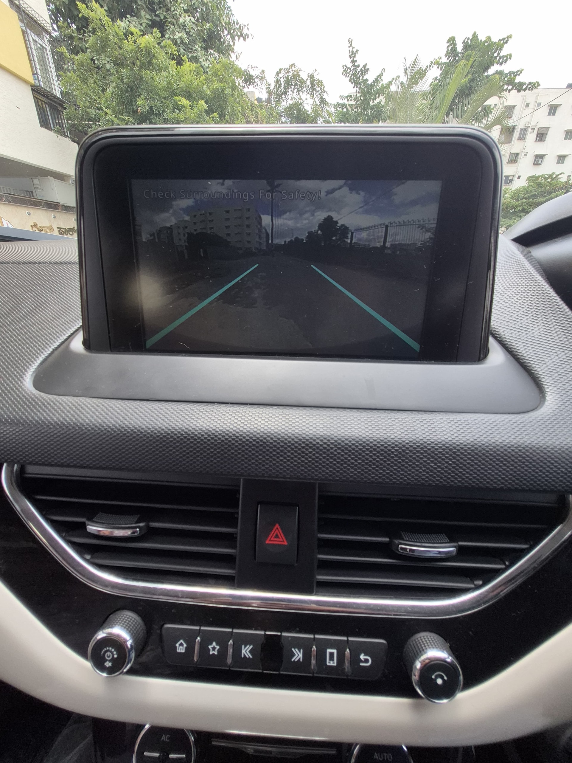 View 2020 Tata Nexon Revotron XZA Plus AMT Image 13 Used 2020 Tata Nexon Revotron XZA Plus AMT Image 13